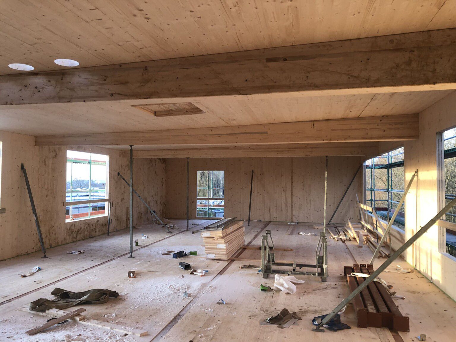 bureau_étude_ bois_timber_wood_engineering_ CLT_Cross laminated timber_GLT_Bois lamellé collé_ossature bois_lamibois_LVL_Glulam_stabilité_bureau d'étude structure_ingénieur bois_résille_treillis_panneau_circularité_bas carbone_poutre_colonne_école en structure bois_bureau en structure bois_crèche en bois_ batiment bois_RT2020_ European green deal_calcul d'assemblage bois_cadwork_étude d'exécution_calcul