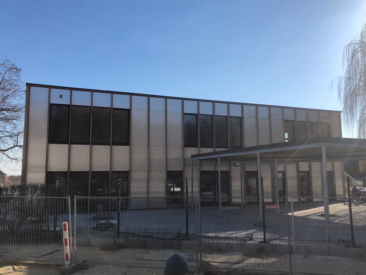 bureau_étude_ bois_timber_wood_engineering_ CLT_Cross laminated timber_GLT_Bois lamellé collé_ossature bois_lamibois_LVL_Glulam_stabilité_bureau d'étude structure_ingénieur bois_résille_treillis_panneau_circularité_bas carbone_poutre_colonne_école en structure bois_bureau en structure bois_crèche en bois_ batiment bois_RT2020_ European green deal_calcul d'assemblage bois_cadwork_étude d'exécution_calcul