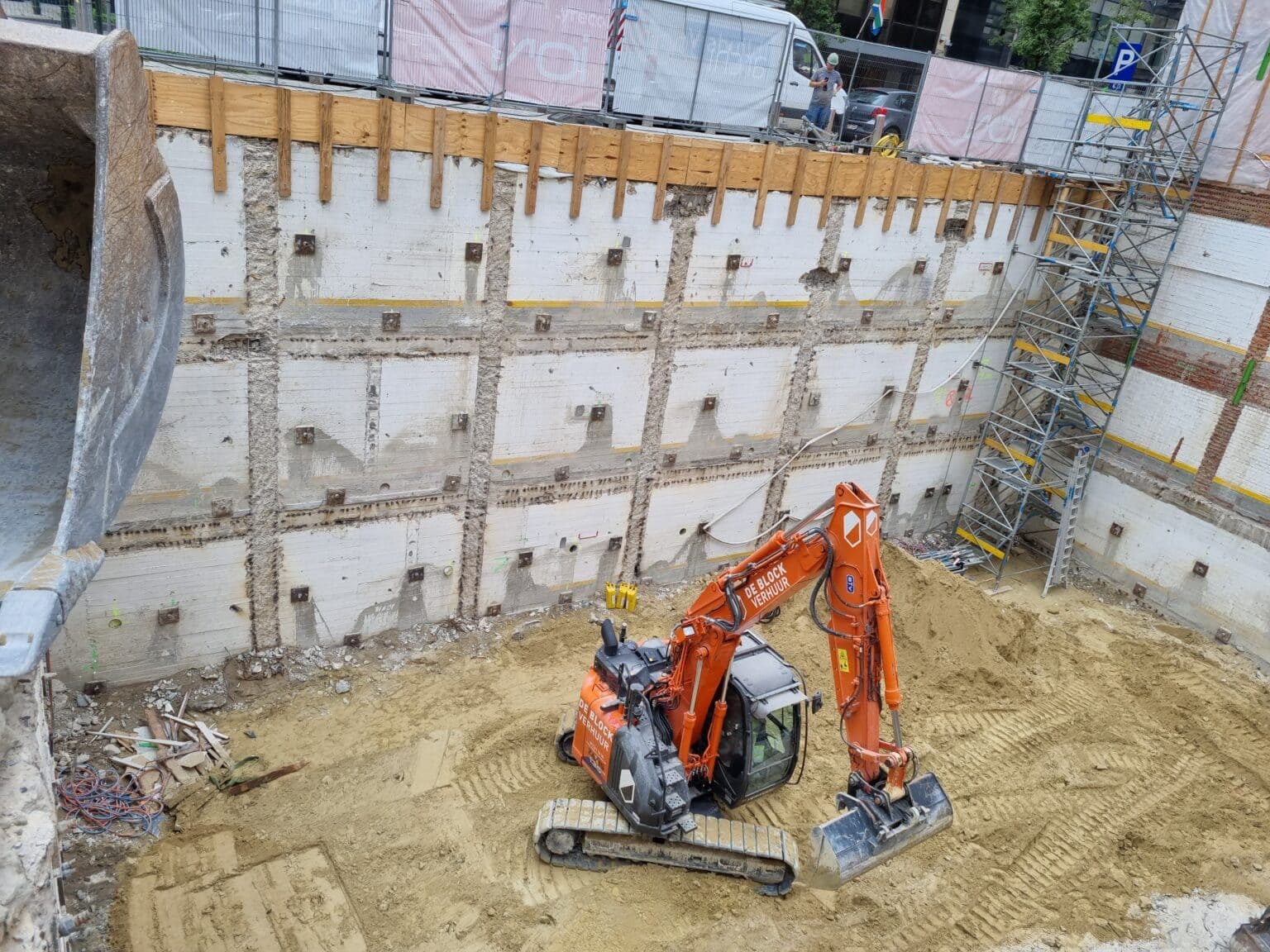 bureau_étude_ bois_timber_wood_engineering_ CLT_Cross laminated timber_GLT_Bois lamellé collé_ossature bois_lamibois_LVL_Glulam_stabilité_bureau d'étude structure_ingénieur bois_résille_treillis_panneau_circularité_bas carbone_poutre_colonne_école en structure bois_bureau en structure bois_crèche en bois_ batiment bois_RT2020_ European green deal_calcul d'assemblage bois_cadwork_étude d'exécution_calcul