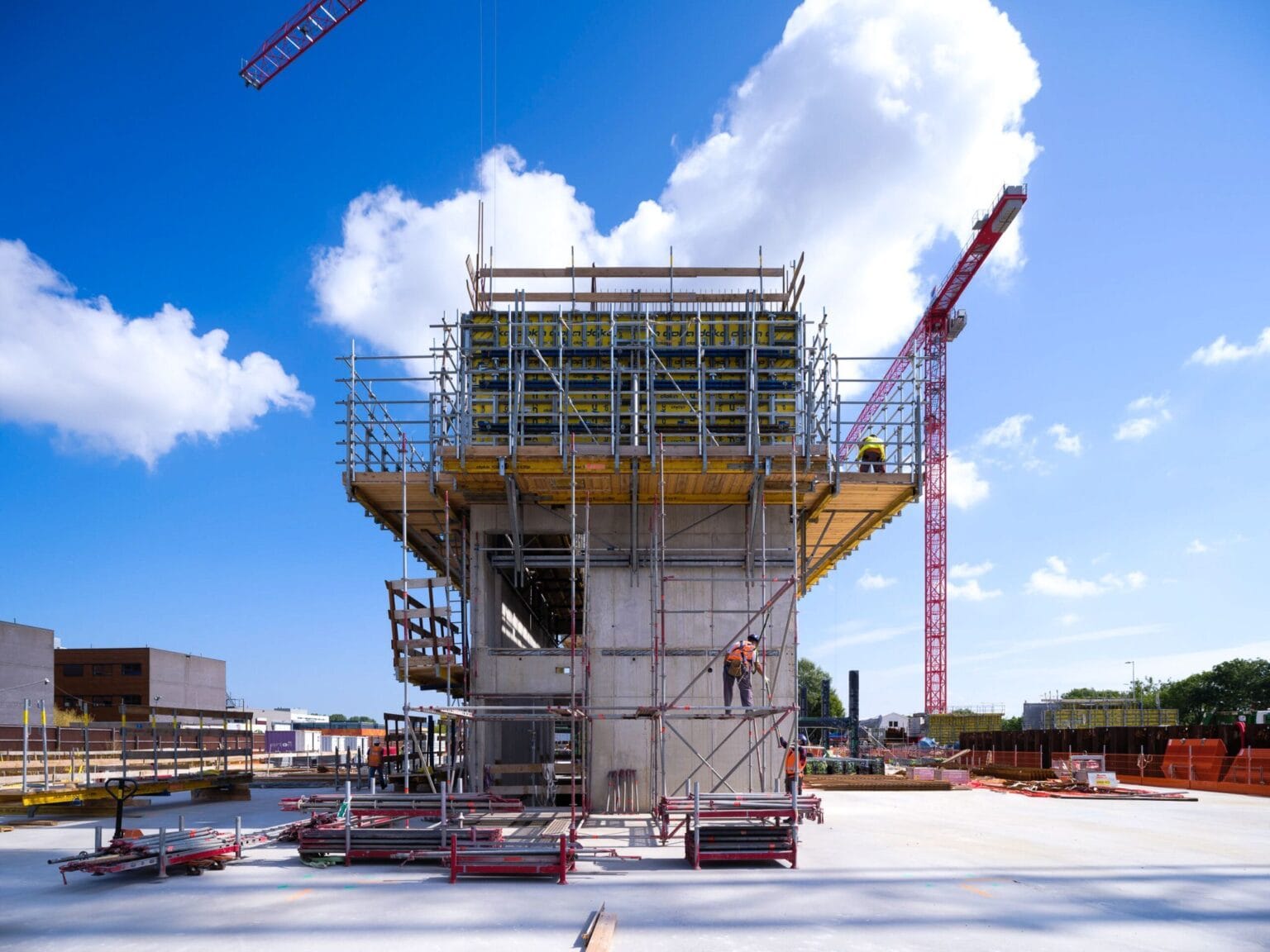 bureau_étude_ bois_timber_wood_engineering_ CLT_Cross laminated timber_GLT_Bois lamellé collé_ossature bois_lamibois_LVL_Glulam_stabilité_bureau d'étude structure_ingénieur bois_résille_treillis_panneau_circularité_bas carbone_poutre_colonne_école en structure bois_bureau en structure bois_crèche en bois_ batiment bois_RT2020_ European green deal_calcul d'assemblage bois_cadwork_étude d'exécution_calcul