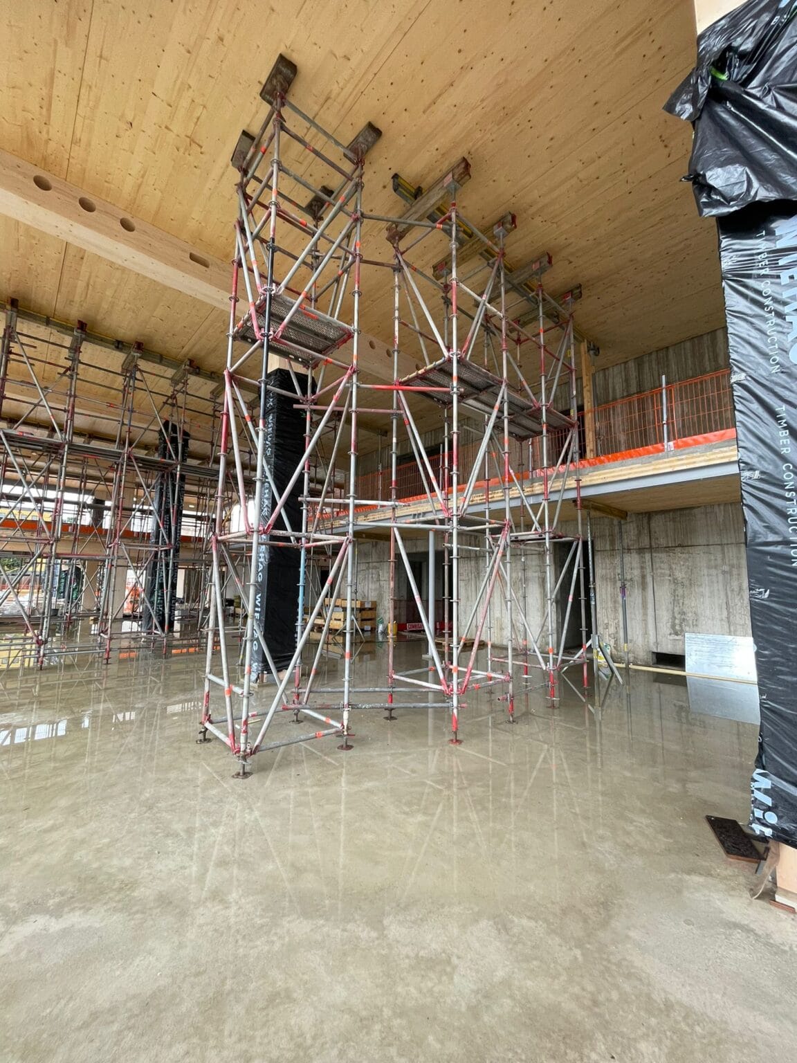 bureau_étude_ bois_timber_wood_engineering_ CLT_Cross laminated timber_GLT_Bois lamellé collé_ossature bois_lamibois_LVL_Glulam_stabilité_bureau d'étude structure_ingénieur bois_résille_treillis_panneau_circularité_bas carbone_poutre_colonne_école en structure bois_bureau en structure bois_crèche en bois_ batiment bois_RT2020_ European green deal_calcul d'assemblage bois_cadwork_étude d'exécution_calcul