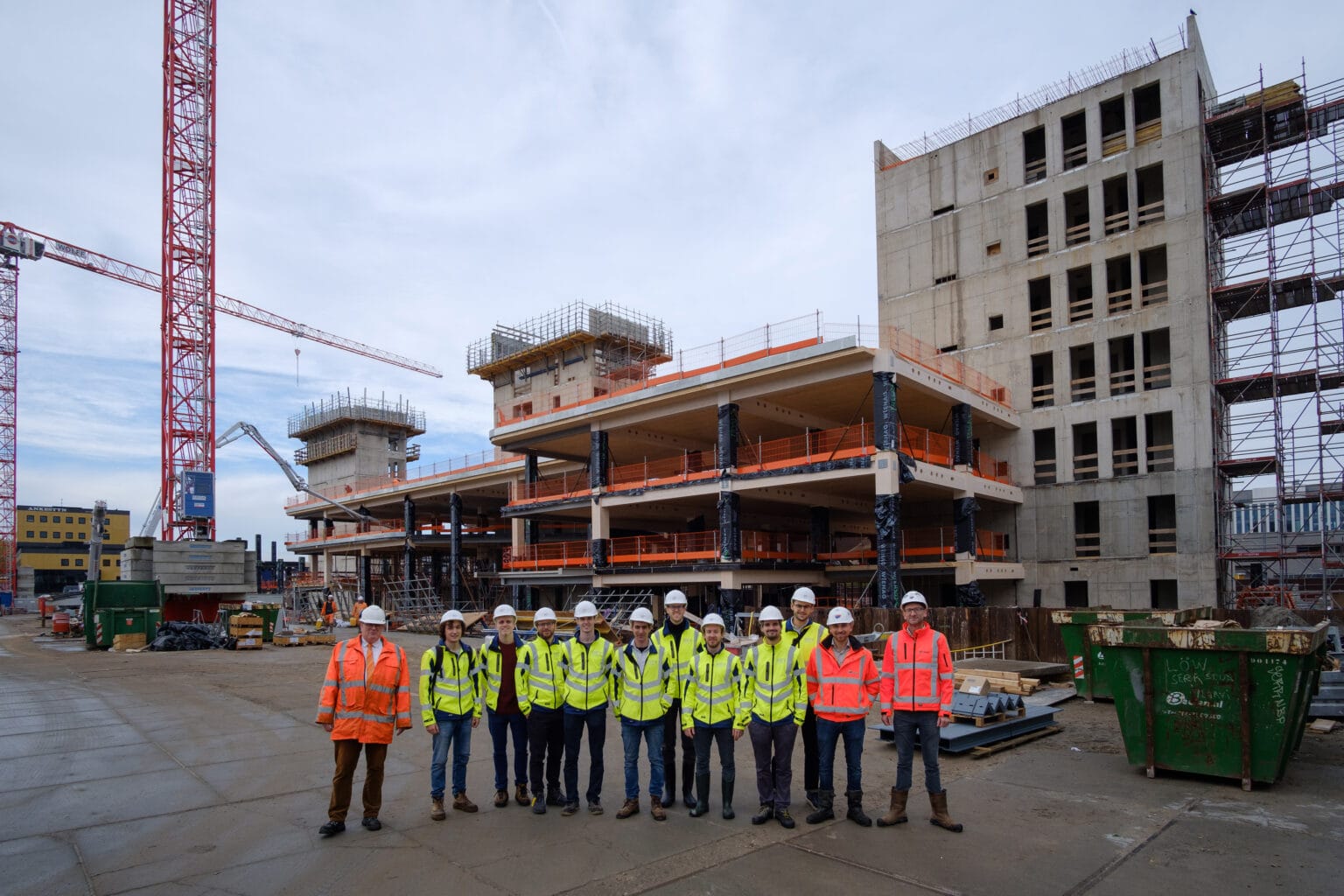 bureau_étude_ bois_timber_wood_engineering_ CLT_Cross laminated timber_GLT_Bois lamellé collé_ossature bois_lamibois_LVL_Glulam_stabilité_bureau d'étude structure_ingénieur bois_résille_treillis_panneau_circularité_bas carbone_poutre_colonne_école en structure bois_bureau en structure bois_crèche en bois_ batiment bois_RT2020_ European green deal_calcul d'assemblage bois_cadwork_étude d'exécution_calcul