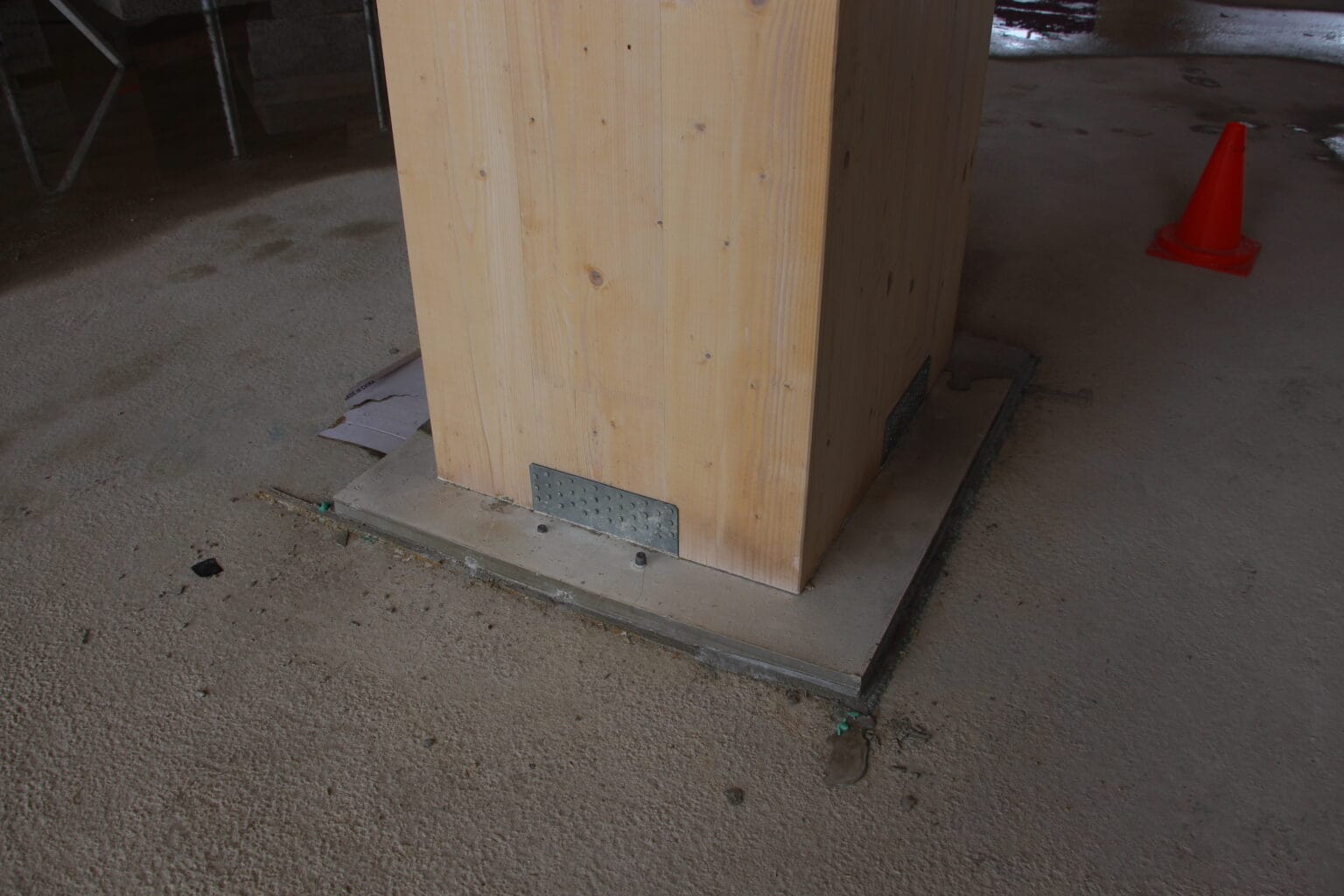 bureau_étude_ bois_timber_wood_engineering_ CLT_Cross laminated timber_GLT_Bois lamellé collé_ossature bois_lamibois_LVL_Glulam_stabilité_bureau d'étude structure_ingénieur bois_résille_treillis_panneau_circularité_bas carbone_poutre_colonne_école en structure bois_bureau en structure bois_crèche en bois_ batiment bois_RT2020_ European green deal_calcul d'assemblage bois_cadwork_étude d'exécution_calcul