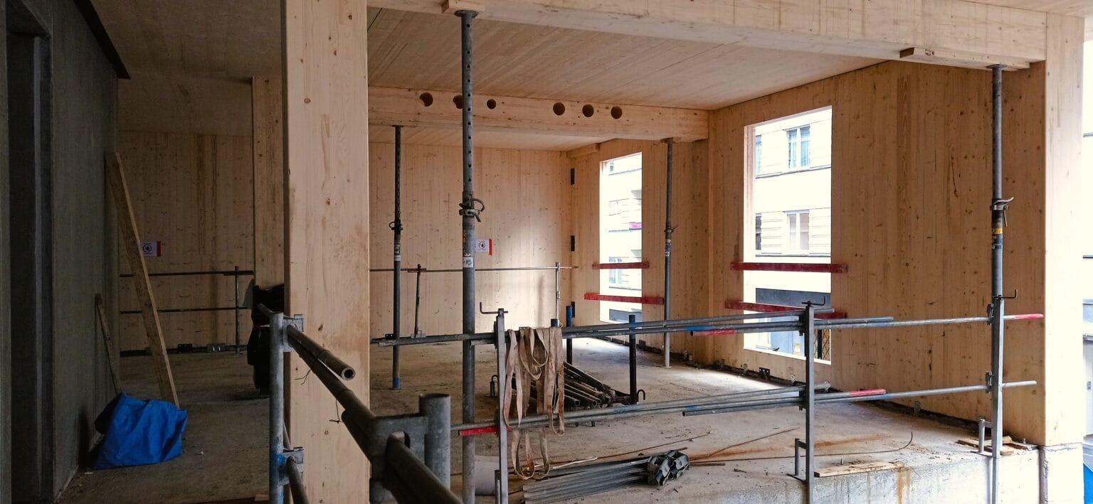 bureau_étude_ bois_timber_wood_engineering_ CLT_Cross laminated timber_GLT_Bois lamellé collé_ossature bois_lamibois_LVL_Glulam_stabilité_bureau d'étude structure_ingénieur bois_résille_treillis_panneau_circularité_bas carbone_poutre_colonne_école en structure bois_bureau en structure bois_crèche en bois_ batiment bois_RT2020_ European green deal_calcul d'assemblage bois_cadwork_étude d'exécution_calcul