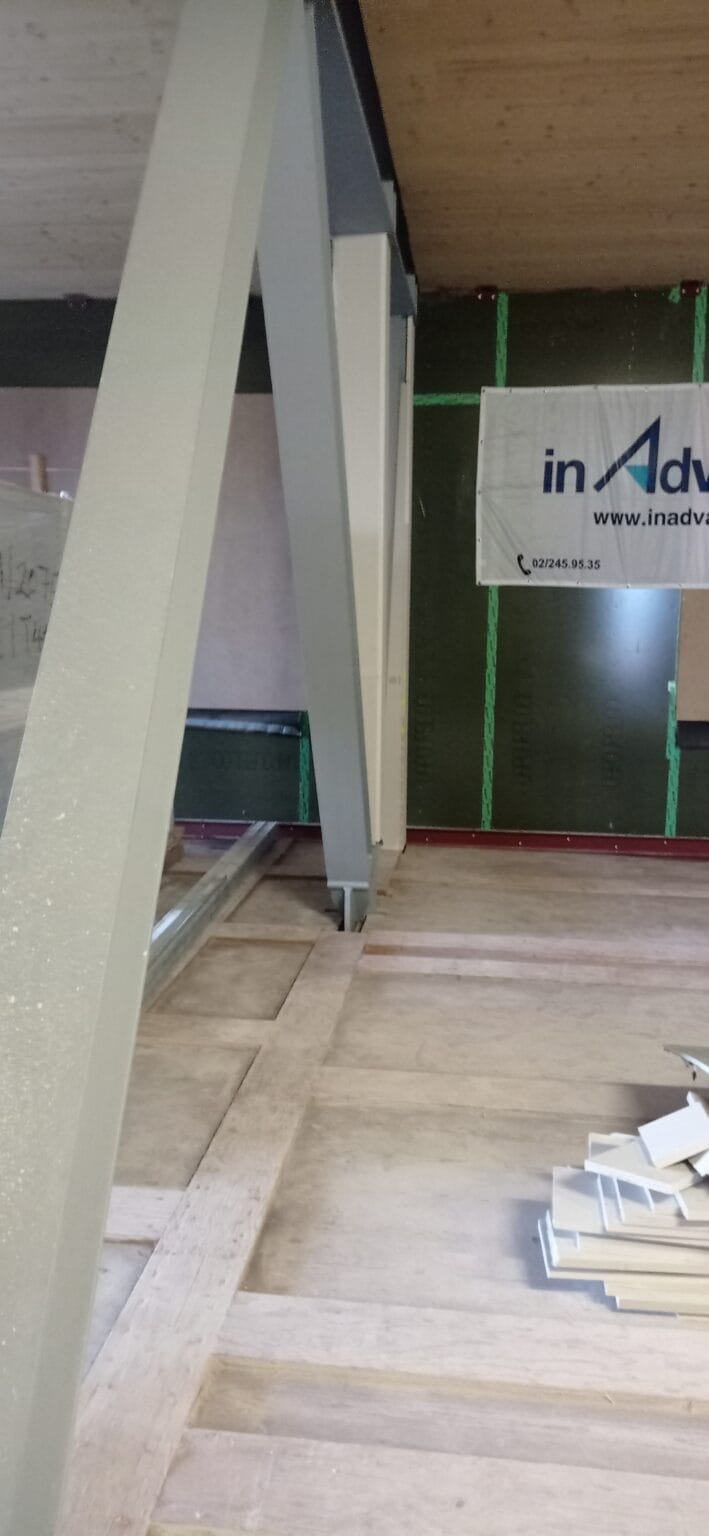 bureau_étude_ bois_timber_wood_engineering_ CLT_Cross laminated timber_GLT_Bois lamellé collé_ossature bois_lamibois_LVL_Glulam_stabilité_bureau d'étude structure_ingénieur bois_résille_treillis_panneau_circularité_bas carbone_poutre_colonne_école en structure bois_bureau en structure bois_crèche en bois_ batiment bois_RT2020_ European green deal_calcul d'assemblage bois_cadwork_étude d'exécution_calcul