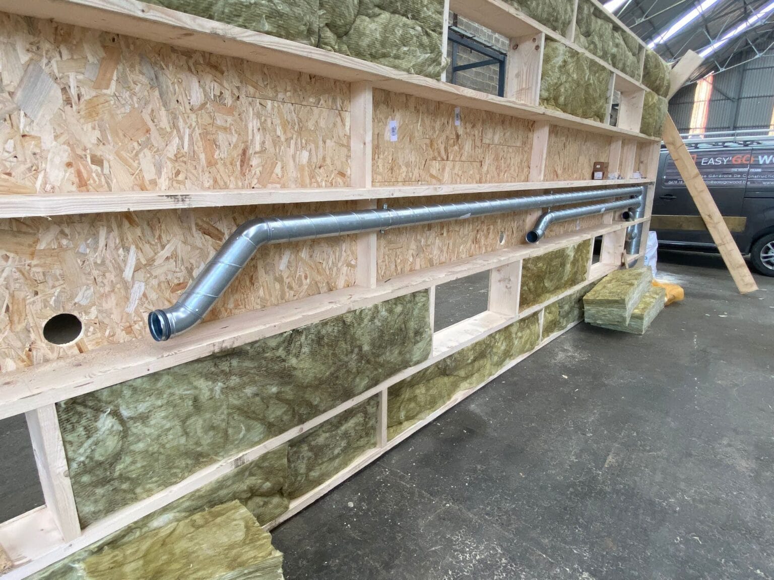 bureau_étude_ bois_timber_wood_engineering_ CLT_Cross laminated timber_GLT_Bois lamellé collé_ossature bois_lamibois_LVL_Glulam_stabilité_bureau d'étude structure_ingénieur bois_résille_treillis_panneau_circularité_bas carbone_poutre_colonne_école en structure bois_bureau en structure bois_crèche en bois_ batiment bois_RT2020_ European green deal_calcul d'assemblage bois_cadwork_étude d'exécution_calcul