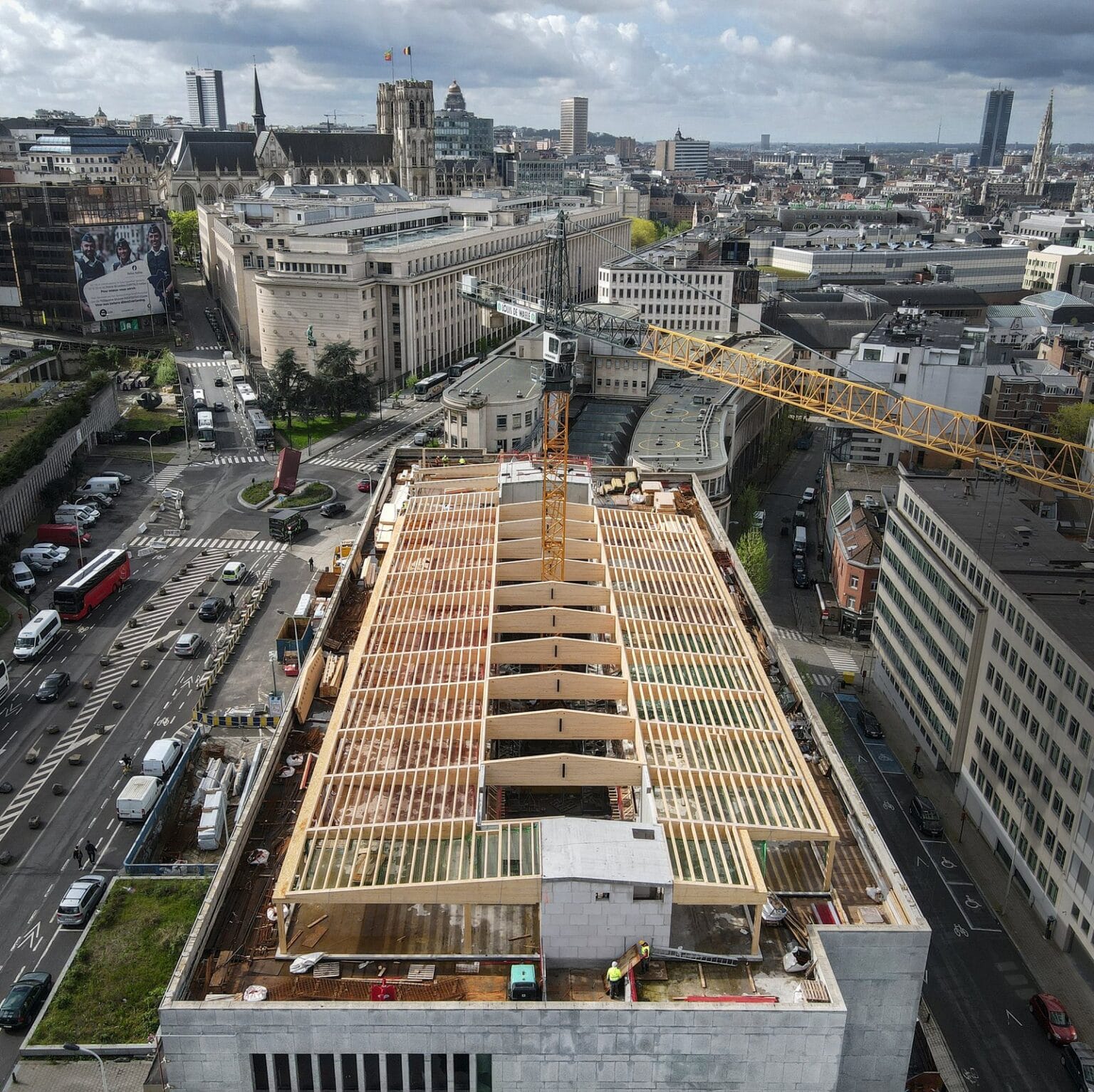 bureau_étude_ bois_timber_wood_engineering_ CLT_Cross laminated timber_GLT_Bois lamellé collé_ossature bois_lamibois_LVL_Glulam_stabilité_bureau d'étude structure_ingénieur bois_résille_treillis_panneau_circularité_bas carbone_poutre_colonne_école en structure bois_bureau en structure bois_crèche en bois_ batiment bois_RT2020_ European green deal_calcul d'assemblage bois_cadwork_étude d'exécution_calcul_pacheco_befimmo_renovation_rehausse_structurewood_louisdewaele_Brussels